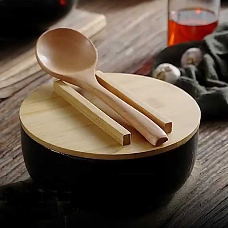 Instant Noodle Bowl With Spoon Chopstick